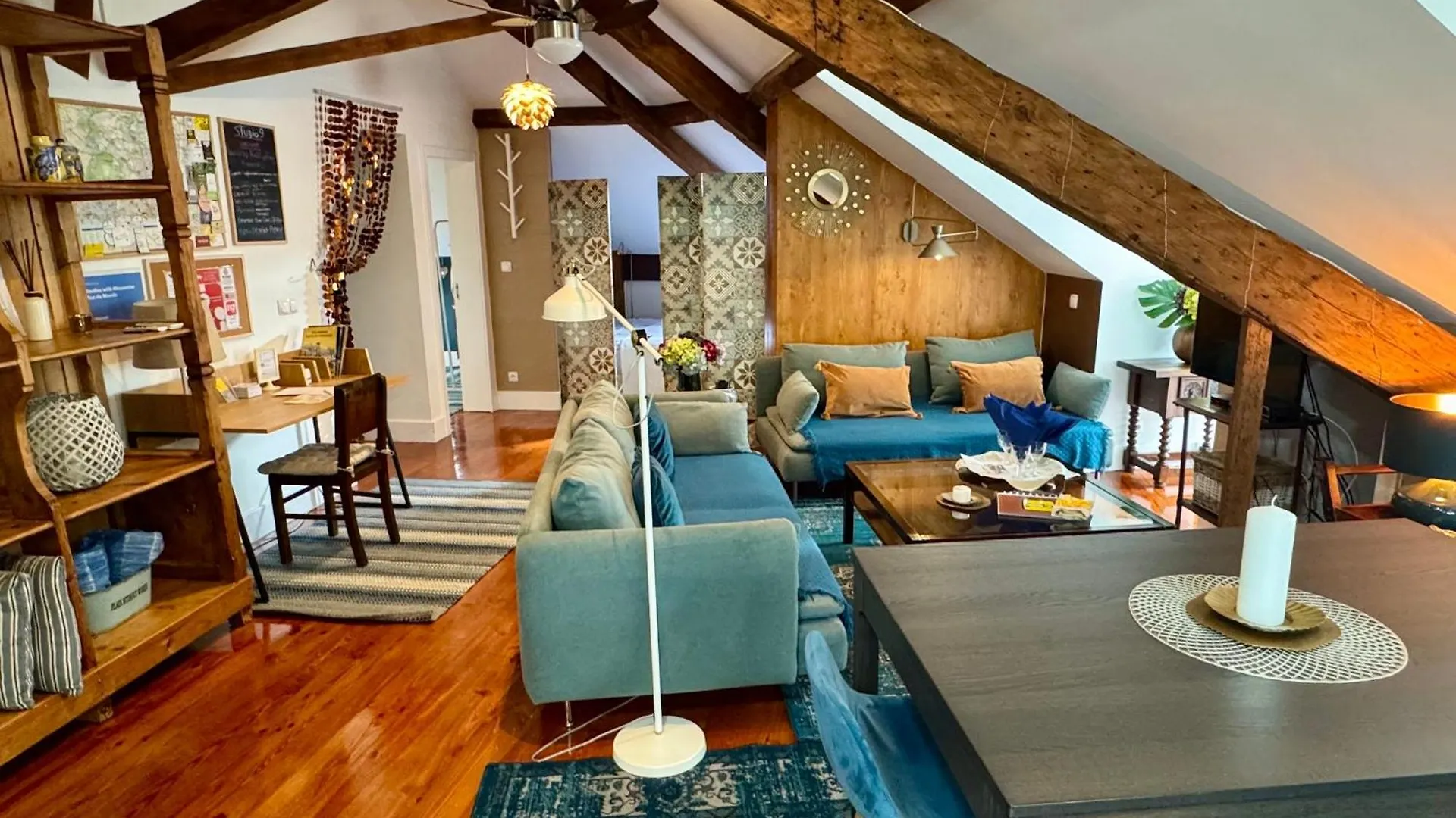 Studios With Mezzanine Rua Da Moeda Apartment Lisbon Portekiz